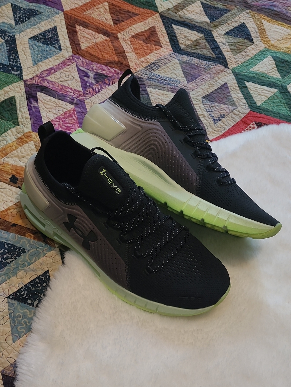 Under Armour Men’s Black & Lime Athletic HOVR Training Shoes Size 12